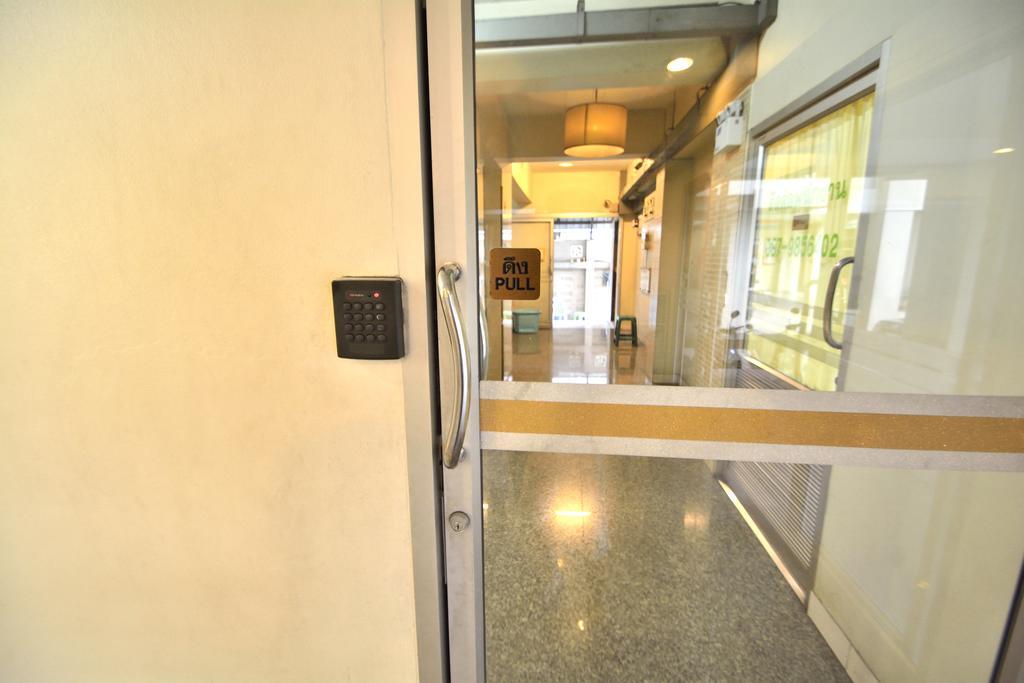 Modern Place Apartment バンコク都 部屋 写真